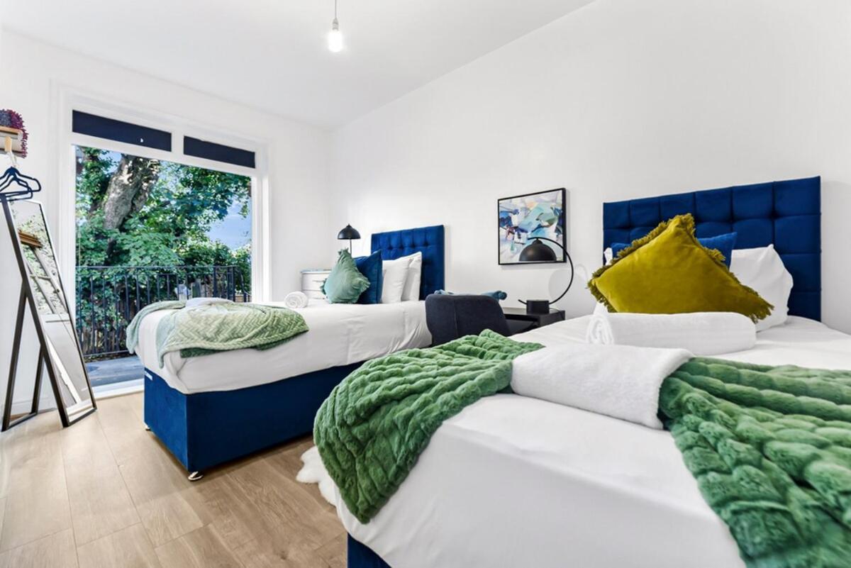 Charming 3br Flat With Ensuite Master And Balcony Londres